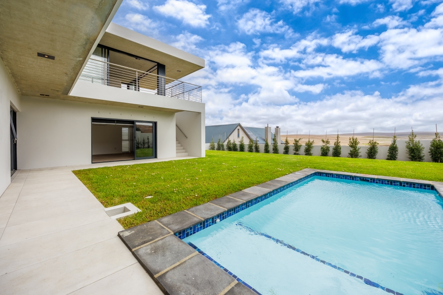 5 Bedroom Property for Sale in Mount Royal Golf Estate Western Cape